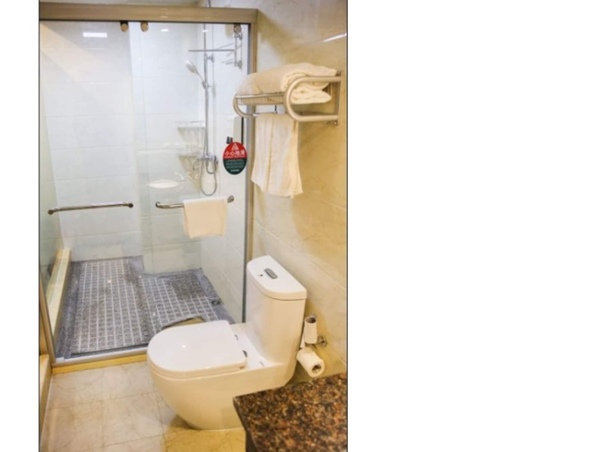 Greentree Inn Jiangsu Zhenjiang Dingmao Industrial Park Wode Square Express Hotel מראה חיצוני תמונה