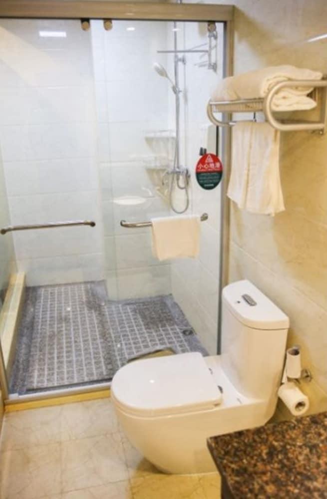 Greentree Inn Jiangsu Zhenjiang Dingmao Industrial Park Wode Square Express Hotel מראה חיצוני תמונה