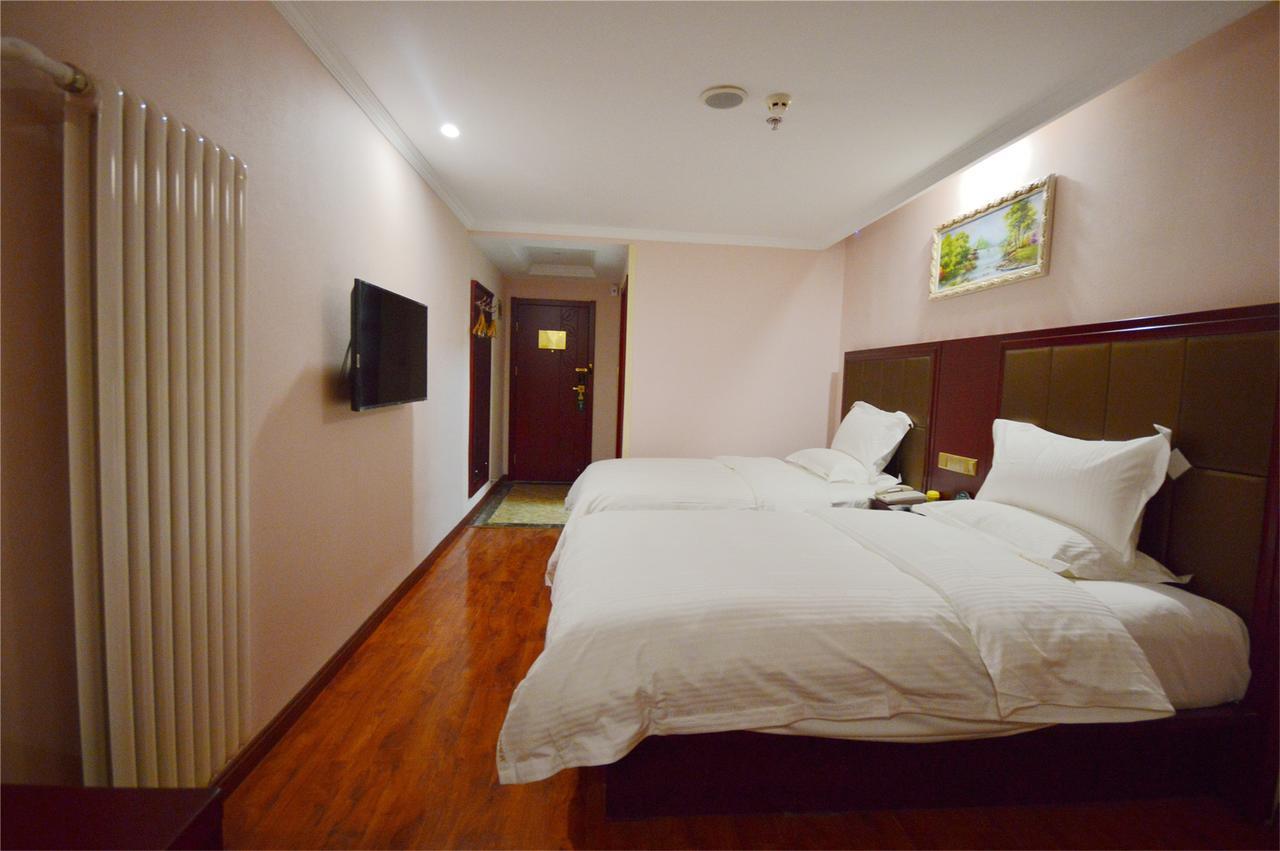 Greentree Inn Jiangsu Zhenjiang Dingmao Industrial Park Wode Square Express Hotel מראה חיצוני תמונה