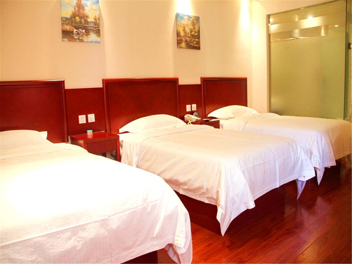 Greentree Inn Jiangsu Zhenjiang Dingmao Industrial Park Wode Square Express Hotel מראה חיצוני תמונה